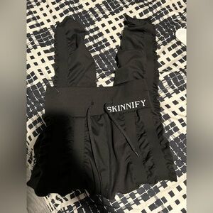 Skinnify Leggings Women's Size  small black resistance band slimming compression
